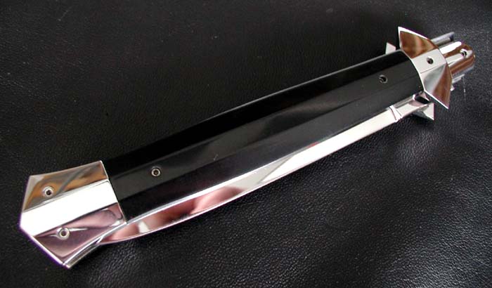 Custom handcrafted switchblades and stilettos