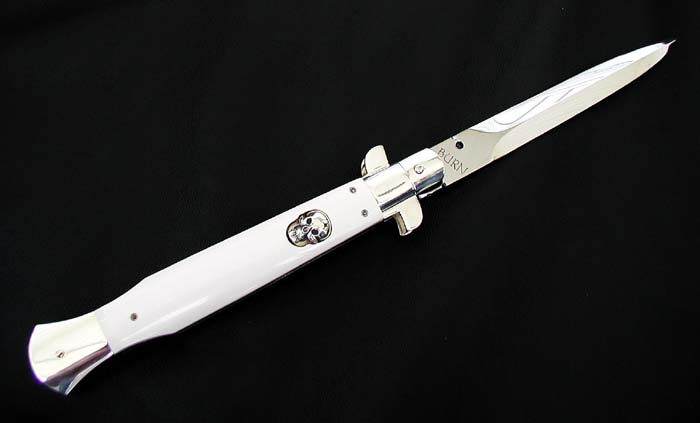 Custom handcrafted switchblades and stilettos