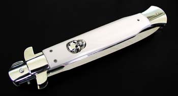 Custom handcrafted switchblades and stilettos