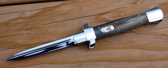 Custom handcrafted switchblades and stilettos