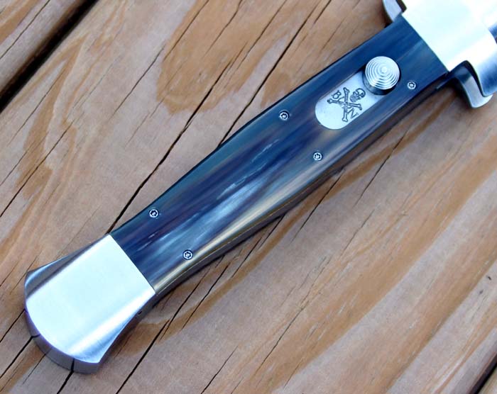 Custom handcrafted switchblades and stilettos