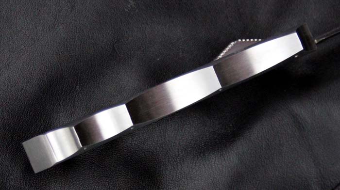 Custom handcrafted switchblades and stilettos