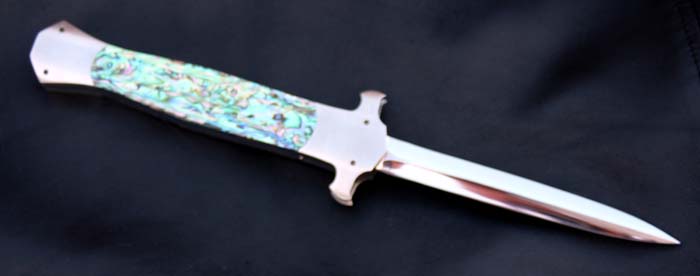 Custom handcrafted switchblades and stilettos