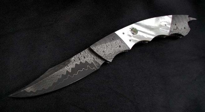 Custom handcrafted switchblades and stilettos