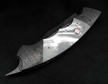 Custom handcrafted switchblades and stilettos